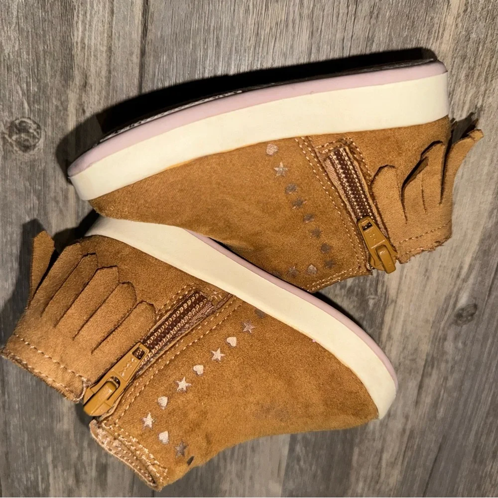 Wonder Nation Tan Moccasins with Fringe